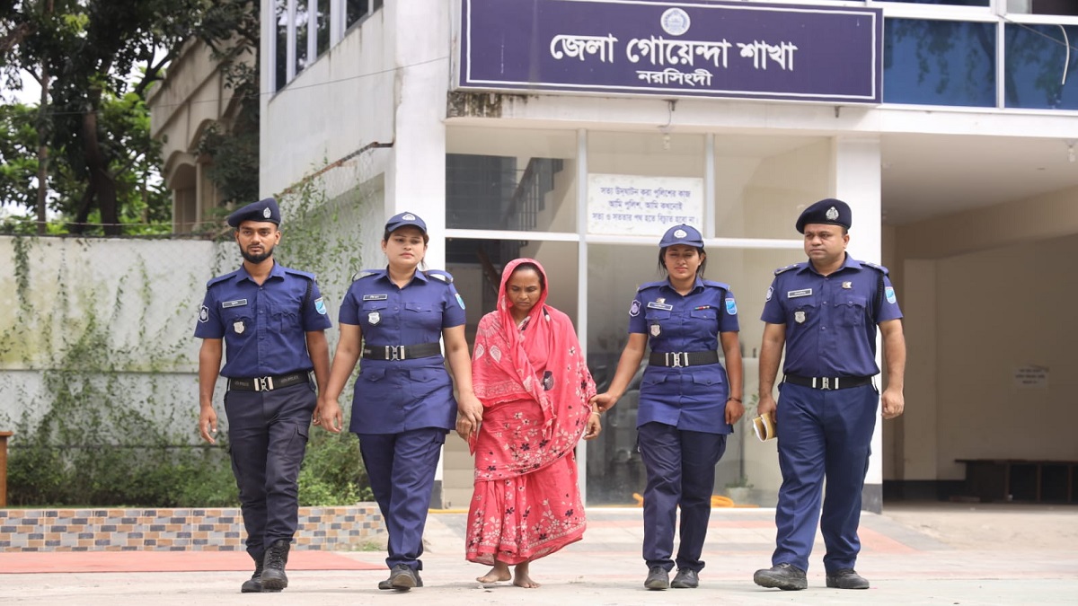 স্বামীকে গলাকেটে হত্যা করলো স্ত্রী, বাদী হয়ে মায়ের বিরুদ্ধে সন্তানের মামলা