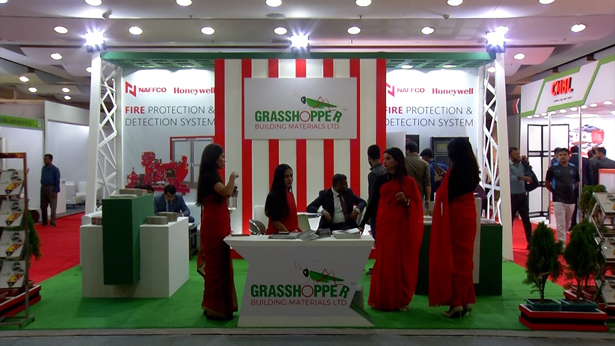 রাজধানীতে চলছে নির্মাণ মেলা