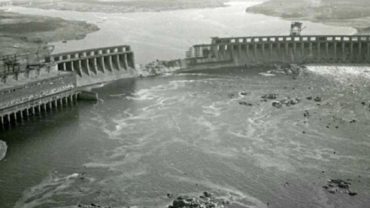 নোভা কাখোভকা বাঁধে হামলা: কিয়েভ-মস্কোর একে অপরকে দোষারোপ
