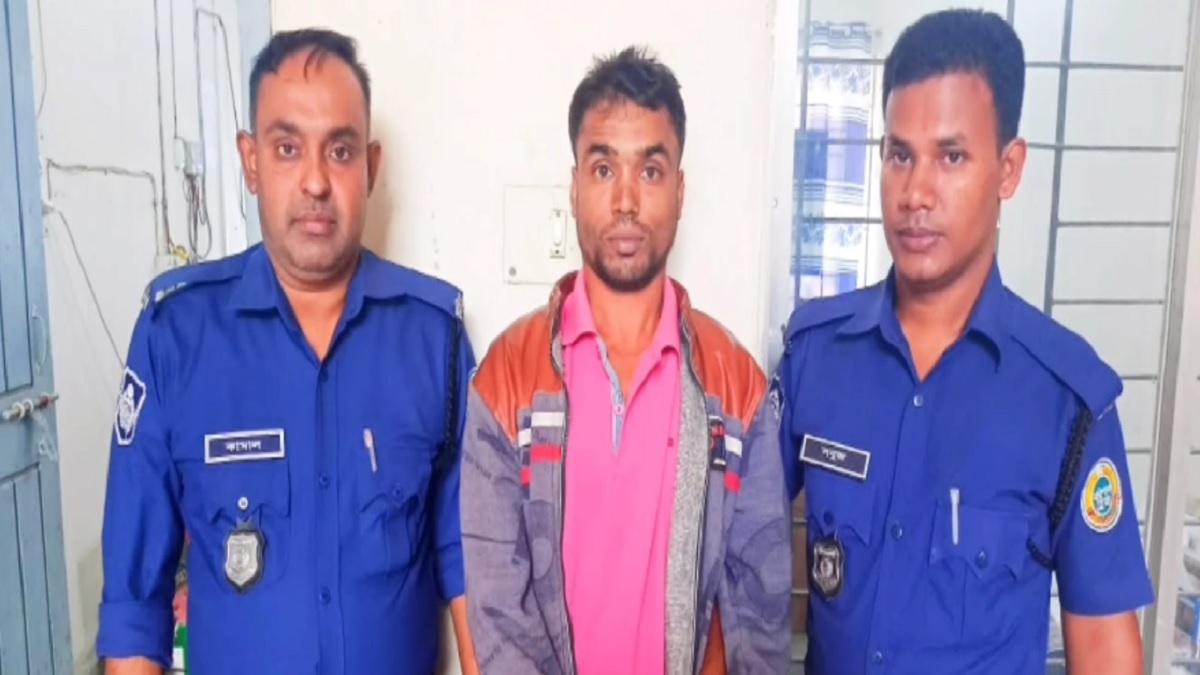 ঝালকাঠিতে মাকে বেঁধে মেয়েকে ধর্ষণের অভিযোগে গ্রেফতার ১