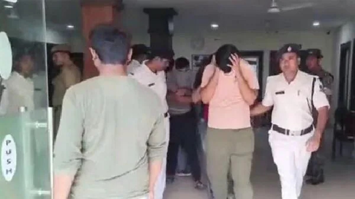 পশ্চিমবঙ্গে জন্মদিনের পার্টিতে মাদক খাইয়ে তরুণীকে সংঘবদ্ধ ধর্ষণ, গ্রেফতার ৪