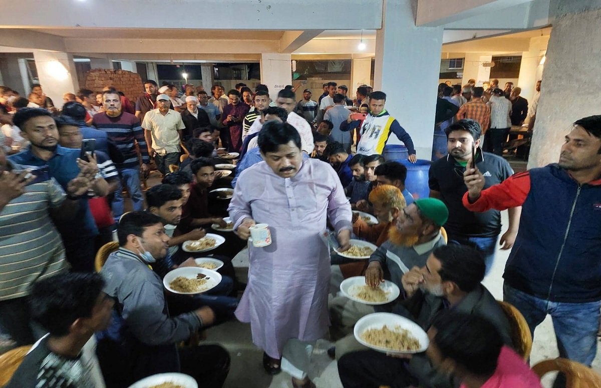 বিভাগীয় সমাবেশ সফল করতে ৭৮টি ফ্ল্যাট সাক্কুর, আপ্যায়নে দশ গরু