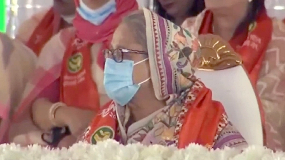 মহিলা আওয়ামী লীগের সম্মেলনে যোগ দিয়েছেন প্রধানমন্ত্রী