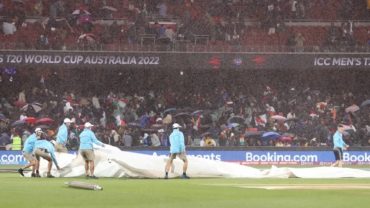 বৃষ্টিতে আপাতত বন্ধ খেলা, ১৭ রানে এগিয়ে বাংলাদেশ