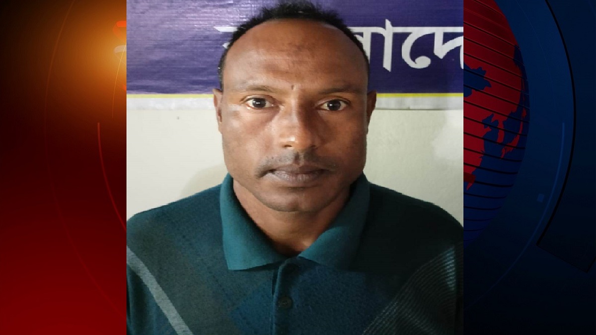 পুলিশের কাছে ইয়াবা বিক্রি করতে গিয়ে মাদক ব্যবসায়ী গ্রেফতার