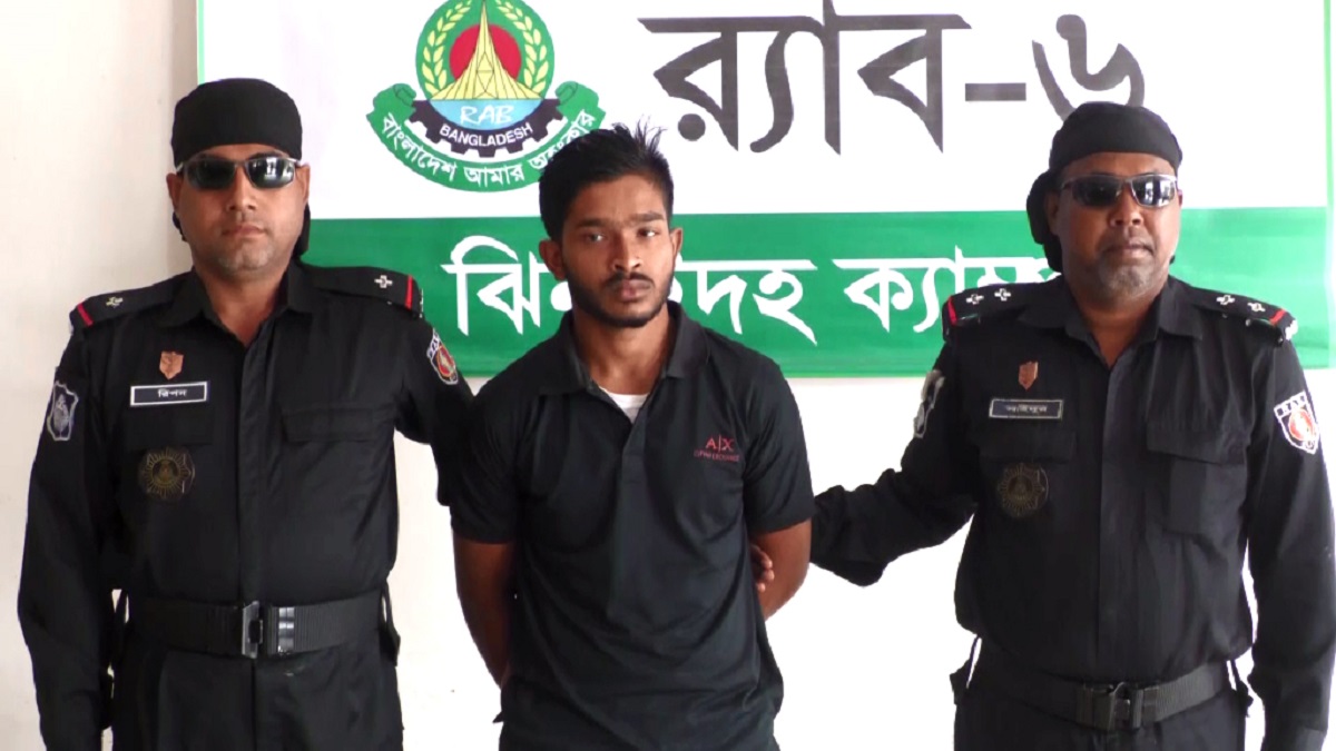 ঝিনাইদহে ব্যবসায়ী হত্যা, আসামি র্যাবের হাতে গ্রেফতার