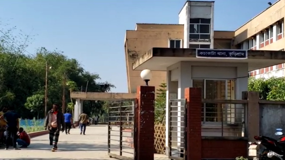 গহনা নিয়ে বিয়ে বাড়িতে সংঘর্ষে একজন নিহত, বরসহ আটক ১২