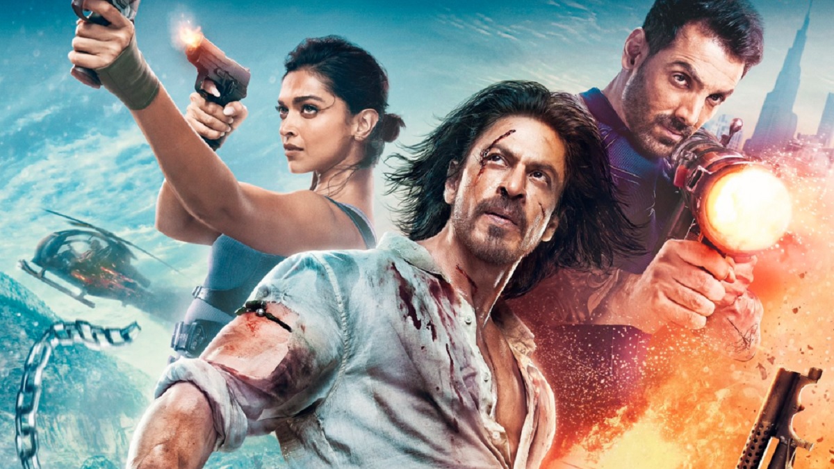 শাহরুখের ‘পাঠান’ এর বিরুদ্ধে এবার অশ্লীলতার অভিযোগ