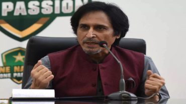 পাকিস্তান ক্রিকেট বোর্ডের প্রেসিডেন্ট থেকে বরখাস্ত হলেন রমিজ রাজা
