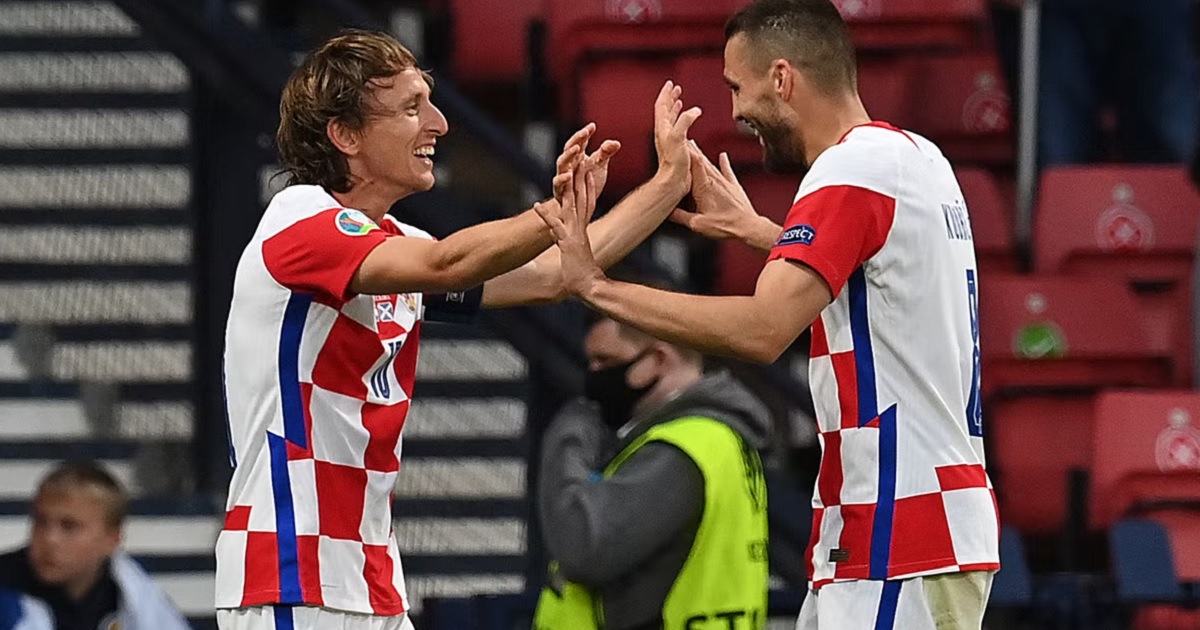 ‘আমাদের মিডফিল্ড ইতিহাসের সেরা, কাউকেই ভয়ের কিছু নেই’