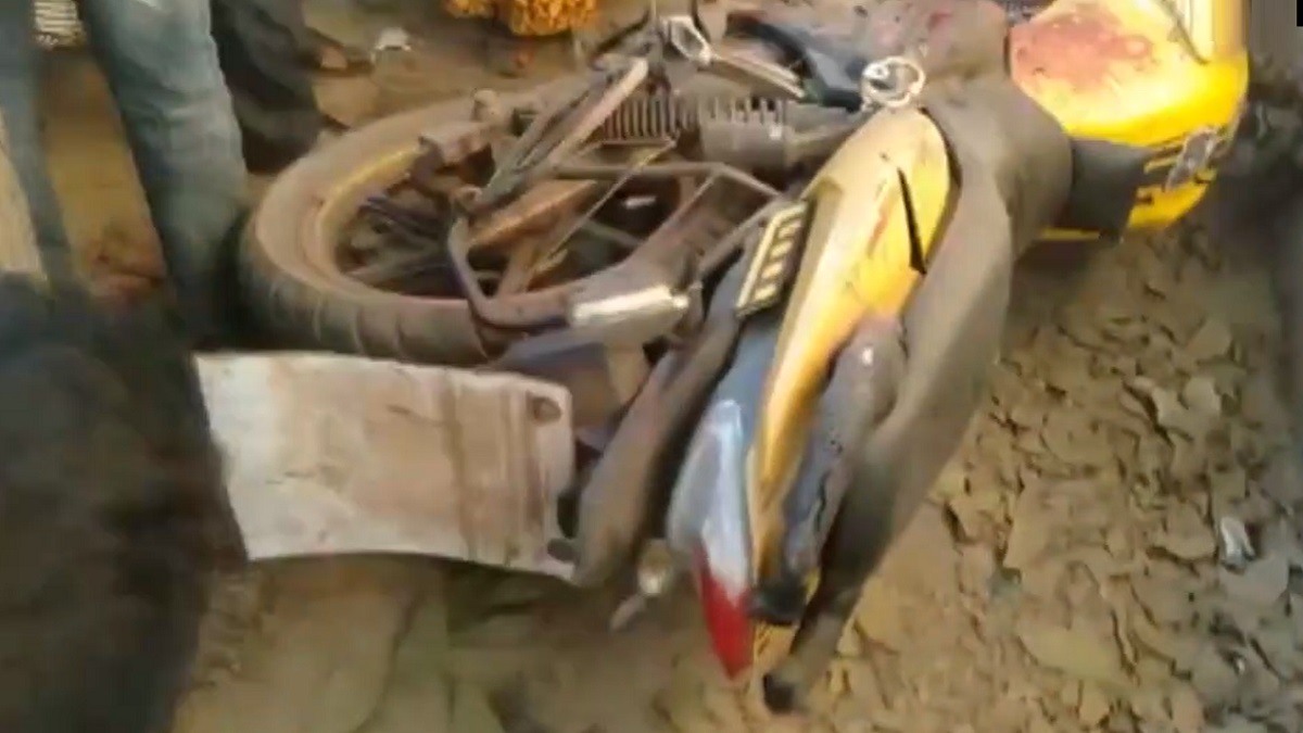 কুমিল্লার দেবিদ্বারে ট্রাক-মোটরসাইকেলের মুখোমুখি সংঘর্ষে নিহত ২