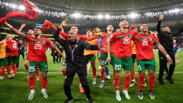 ‘যেন স্বপ্নে বাস করছি, এই ঘুম না ভাঙুক!’