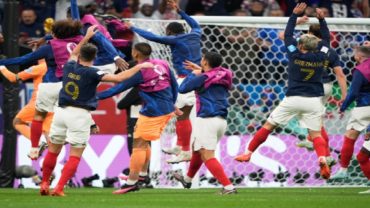 মিস হওয়া পেনাল্টিতে উড়ে গেল ইংল্যান্ডের স্বপ্ন; সেমিতে ফ্রান্স