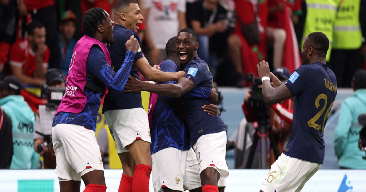 মরক্কোর স্বপ্নযাত্রা থামিয়ে ফাইনালে ফ্রান্স