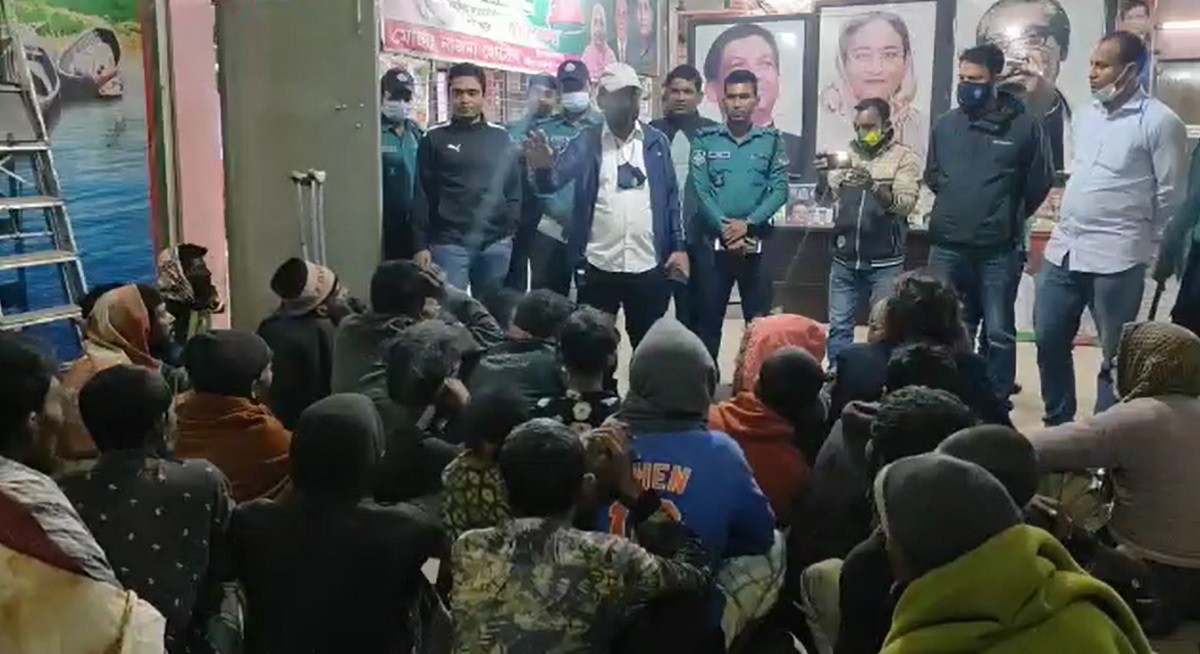 গাজীপুরে ৪০ জন মাদকসেবী ভবঘুরে আটক