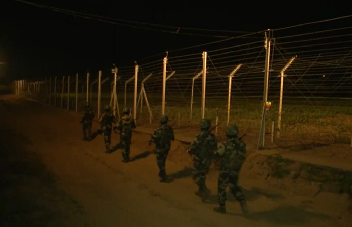 কাশ্মির সীমান্তে নিরাপত্তা জোরদার ভারতের