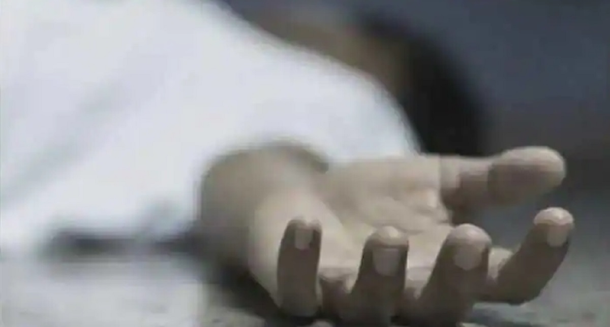 ৬ বছর আগে ‘মৃত’ স্ত্রীকে দ্বিতীয় বরের সঙ্গে খুঁজে পেলেন জেলখাটা প্রথম স্বামী!