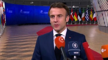 মরক্কোকে স্যালুট জানালেন ফরাসি প্রেসিডেন্ট