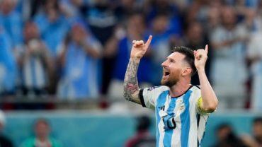 মেসির হাতে উঠছে শিরোপা: ফাইভ থার্টি এইট