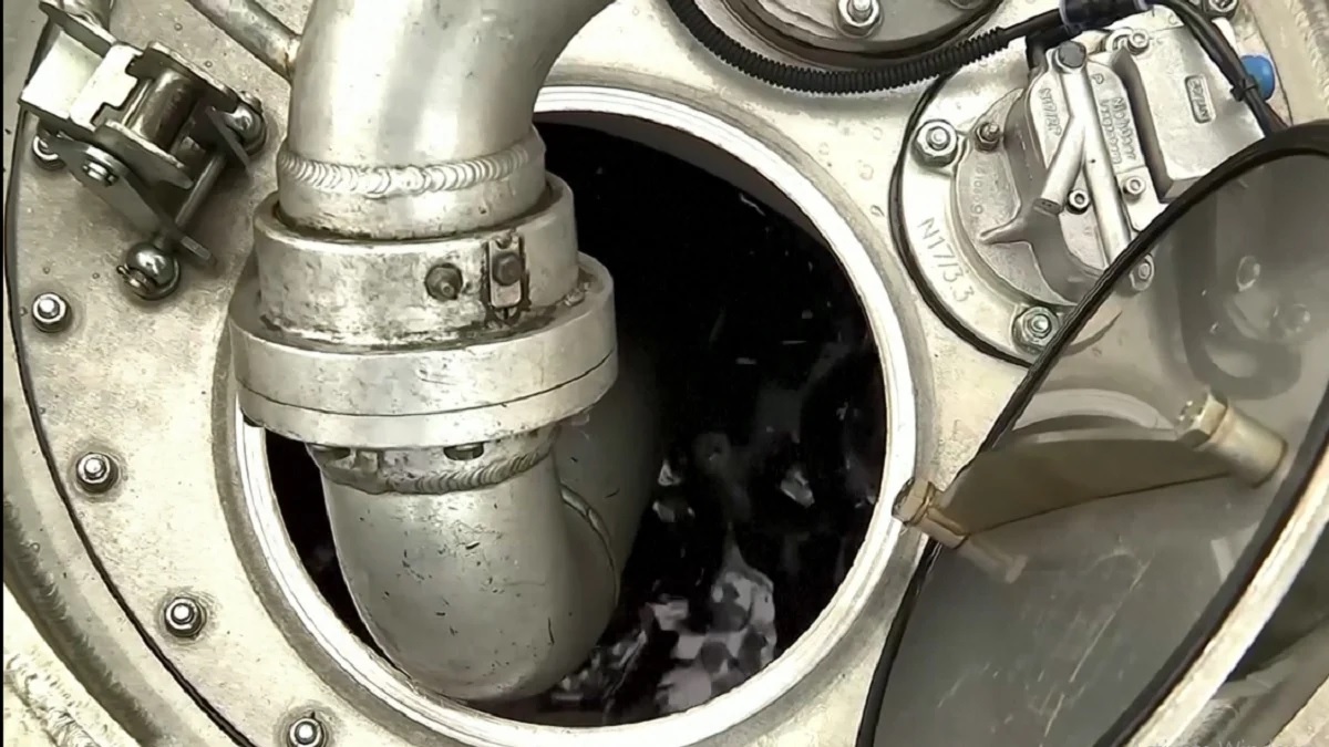 পশ্চিমাদের বেধে দেয়া তেলের দাম প্রত্যাখ্যান রাশিয়ার