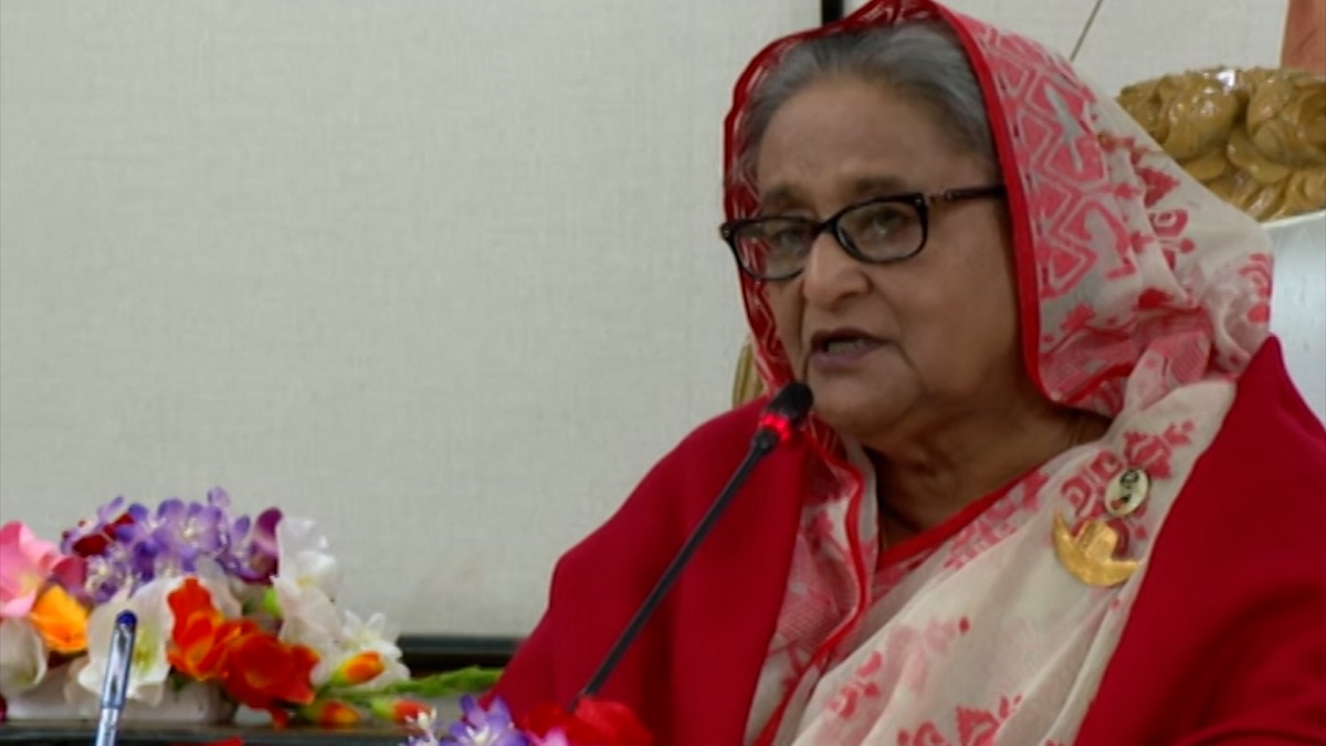 ১০০ মহাসড়ক উদ্বোধন করলেন প্রধানমন্ত্রী