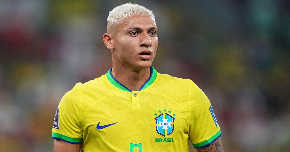 হোটেলে কাঁদছিলেন, বাড়ি ফেরার বাস ‘প্রায় মিস’ হয়ে যাচ্ছিল রিচার্লিসনের