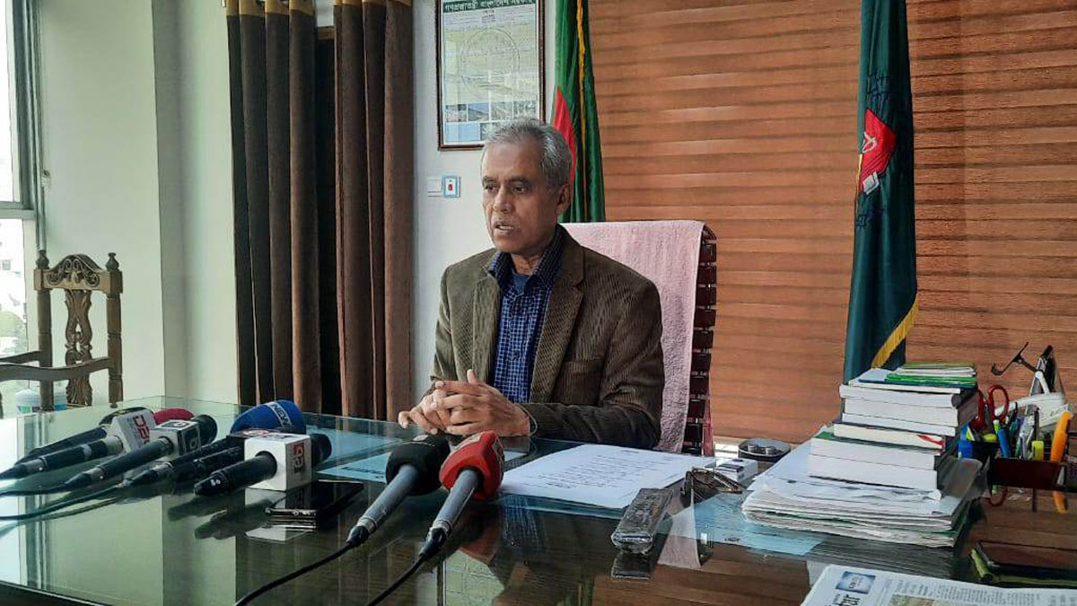 এমপি গোলাপের বিরুদ্ধে অভিযোগের বিষয়ে কিছু করার নেই ইসির: কমিশনার আলমগীর