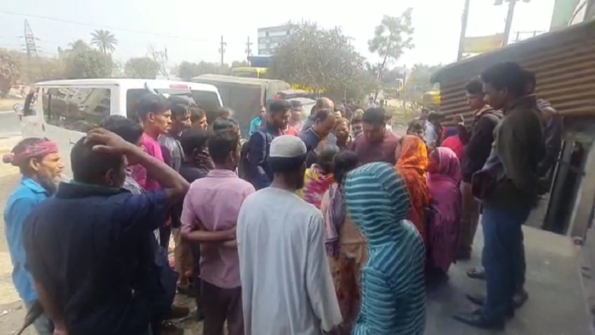 গাজীপুরে পোলট্রি ফিড সরবরাহকারী প্রতিষ্ঠানে ডাকাতি, নিরাপত্তাকর্মীকে তুলে নিয়ে হত্যা