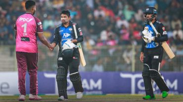 ঘরের মাঠে প্রথম ম্যাচেই ধরাশায়ী সিলেট; রংপুরের কাছে ৬ উইকেটের হার