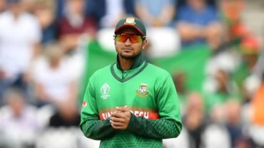নতুন চুক্তিতে সবচেয়ে বেশি বেতন পাবেন সাকিব