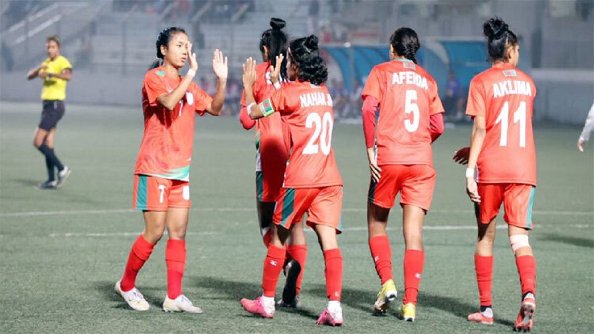 শামসুন্নাহারের হ্যাট্রিকে ফাইনালে বাংলাদেশ