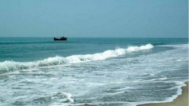 উত্তর বঙ্গোপসাগরে লঘুচাপ, বন্দরে ৩ নম্বর সতর্কসংকেত