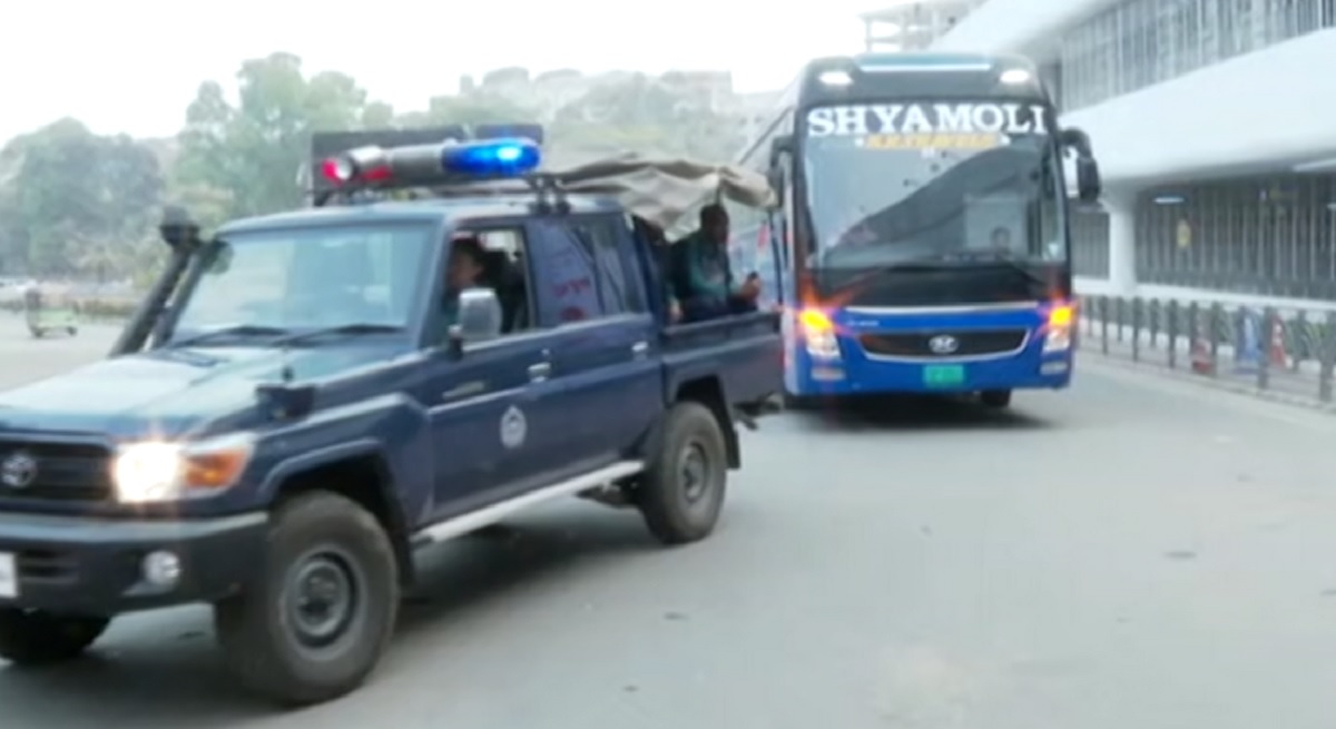 ঢাকায় পৌঁছেছে ইংল্যান্ড ক্রিকেট দল