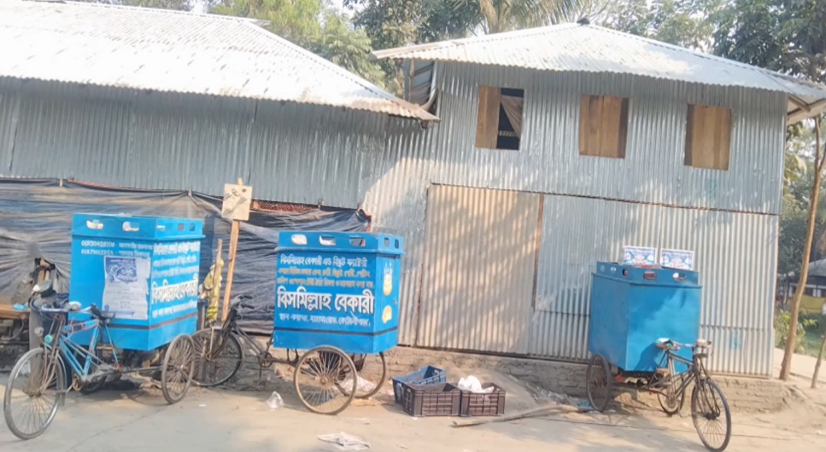 কোটালীপাড়ায় বেকারির কারখানা থেকে শ্রমিকের লাশ উদ্ধার