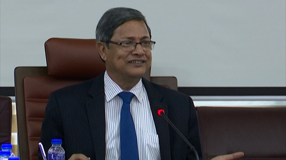 ‘ভারী শিল্পে বড় শিল্প গোষ্ঠীর বিনিয়োগের জন্য নীতিমালা তৈরির সময় এসেছে’