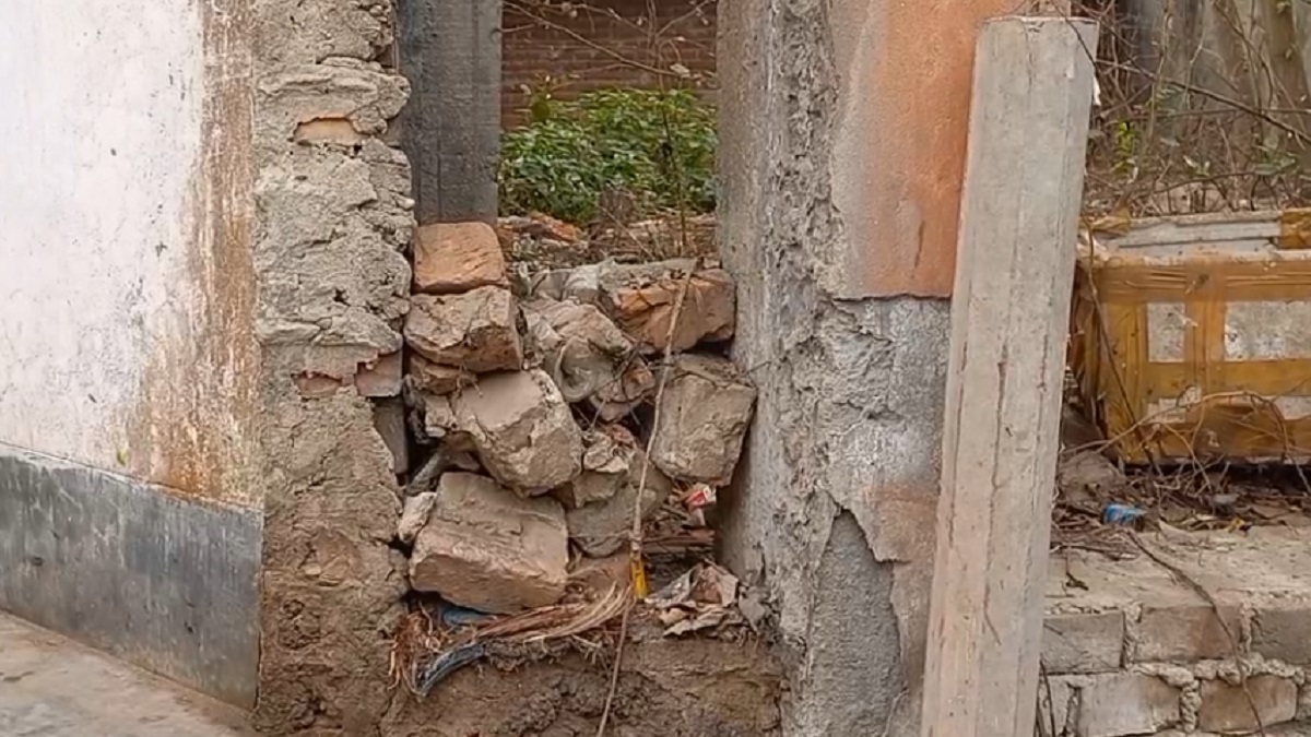 রাজবাড়ীতে দেয়াল ধসে নিহত ১