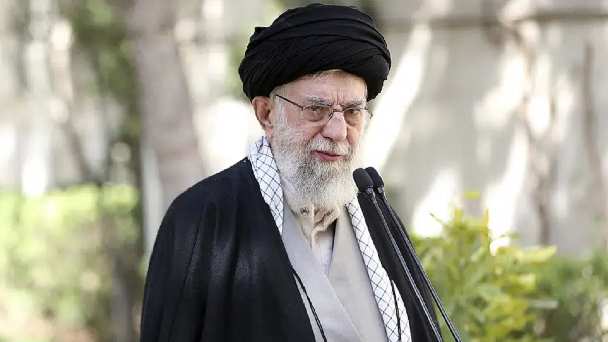 ছাত্রীদের বিষ প্রয়োগ সন্ত্রাসী কর্মকাণ্ড, জড়িতদের মৃত্যুদণ্ড দেয়া উচিত: আয়াতুল্লাহ খামেনি