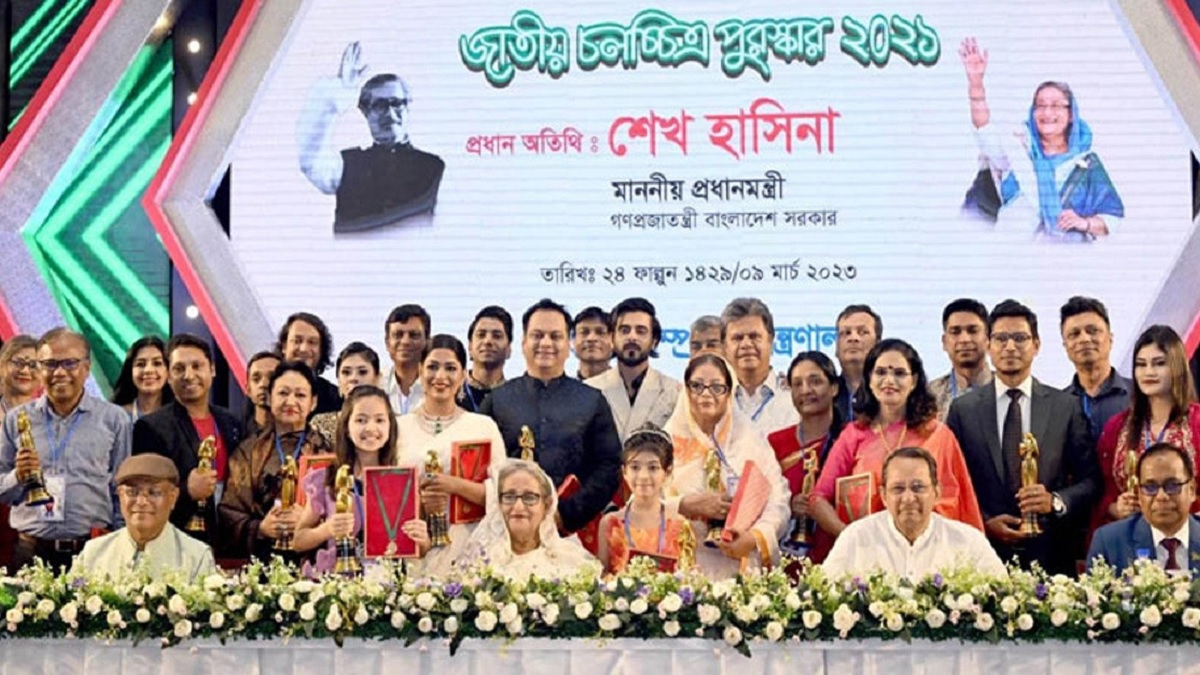 জাতীয় চলচ্চিত্র পুরস্কার ২০২১ নিয়ে চলছে বিতর্ক