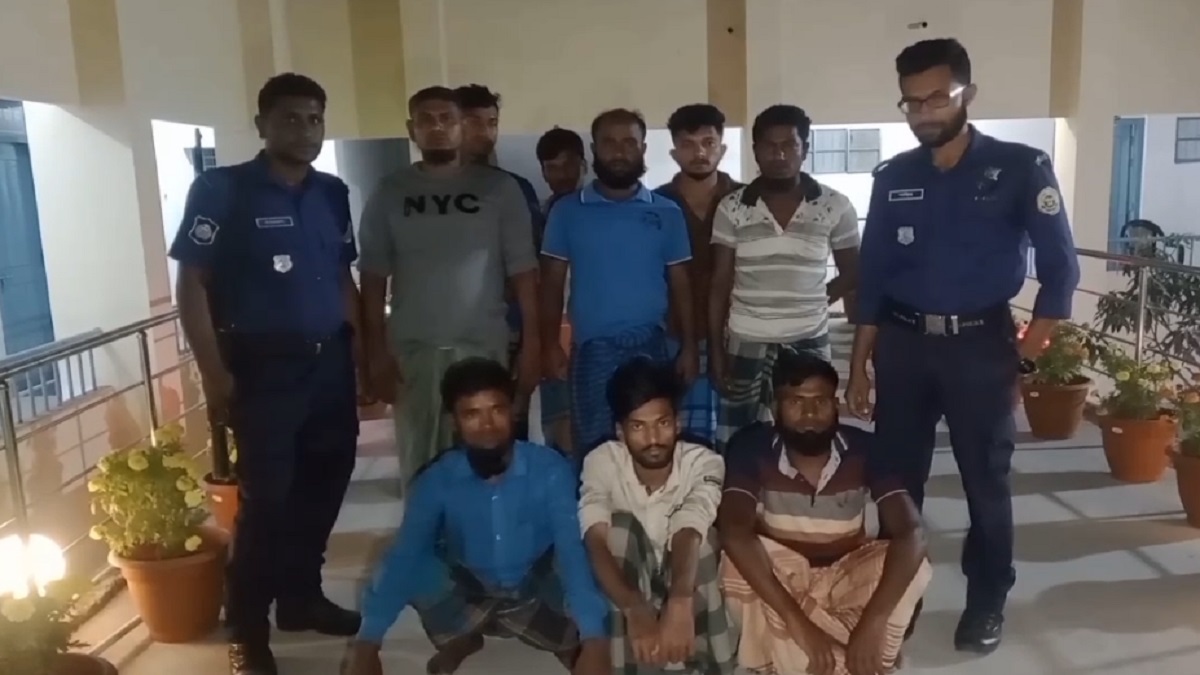 ভোলায় ১২ জুয়াড়ি আটক