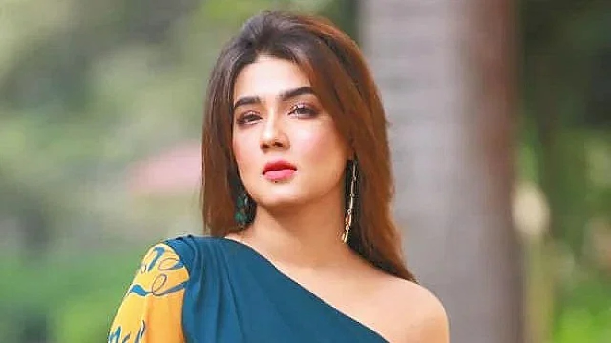 পুত্র সন্তানের মা হলেন চিত্রনায়িকা মাহি