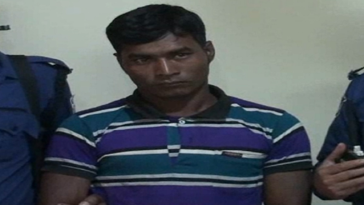 সাতক্ষীরায় আটক অস্ত্র ব্যবসায়ী