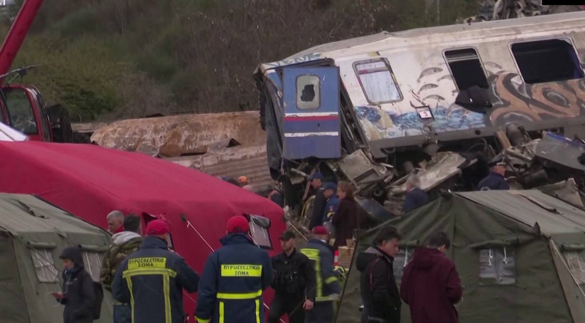 গ্রিসে ট্রেন দুর্ঘটনায় নিহতের সংখ্যা বেড়ে ৪৩
