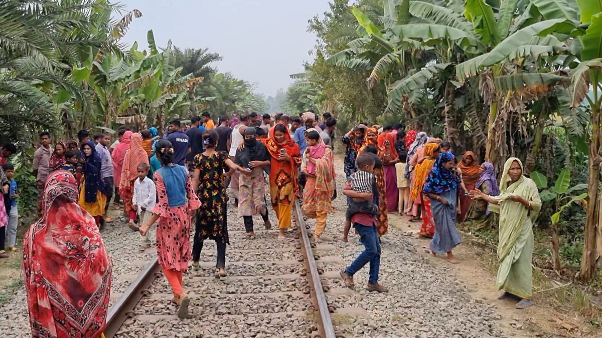 কালীগঞ্জে শ্বশুরবাড়িতে বেড়াতে গিয়ে ট্রেনের নিচে প্রাণ গেলো গার্মেন্টস শ্রমিকের