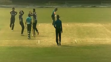 বল হাতে ঝলসে উঠে মোহামেডানকে ধসিয়ে দিলেন মাশরাফী