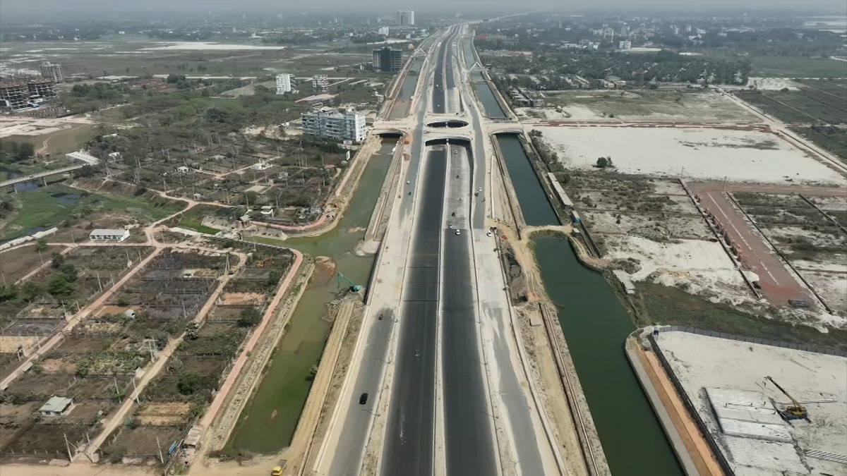 পূর্বাচল এক্সপ্রেসওয়ে: উদ্বোধনের পরই ভাঙা পড়বে সড়কের বেশ কিছু অংশ