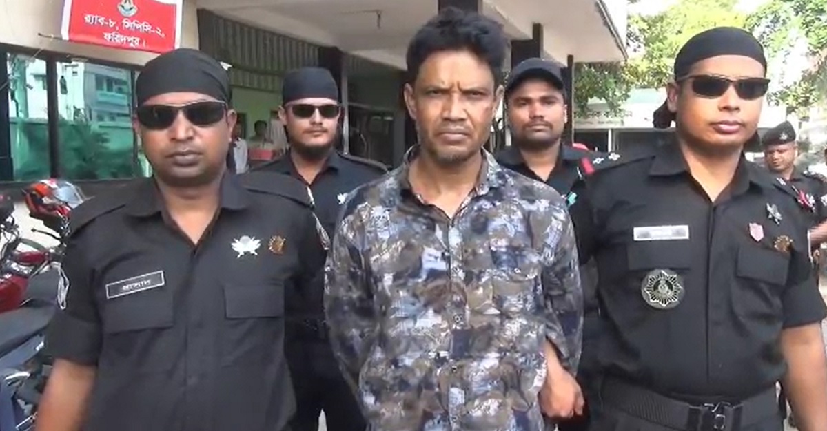 রাজবাড়িতে অস্ত্র-গুলিসহ ফেন্সি মাসুদ গ্রেফতার
