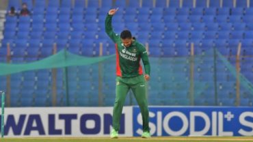 আত্মতুষ্টিতে না ভুগে আগ্রাসী ক্রিকেটই খেলতে চাই; ম্যাচ সেরা সাকিবের প্রত্যয়