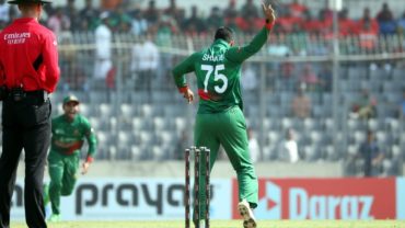 ঝলসে উঠেছেন সাকিব-এবাদত, লড়াইয়ে ফিরলো বাংলাদেশ