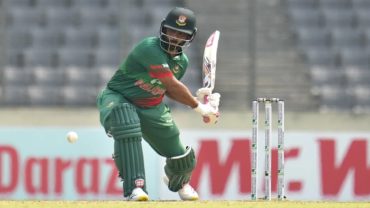 ভালো শুরুর পর হোঁচট খেলো বাংলাদেশ; উডের গতিতে পরাস্ত তামিম
