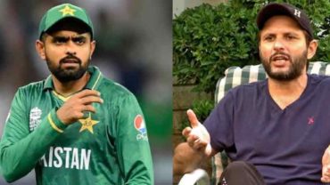 বাবরকে অধিনায়কত্ব থেকে সরানো প্রসঙ্গে যা বললেন আফ্রিদি